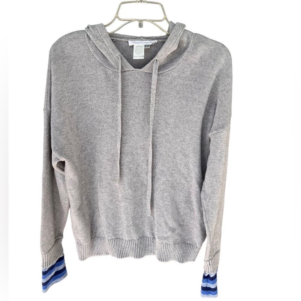 Stitch & Needle Gray Hooded Sweater Pullover Striped Cuffs L
